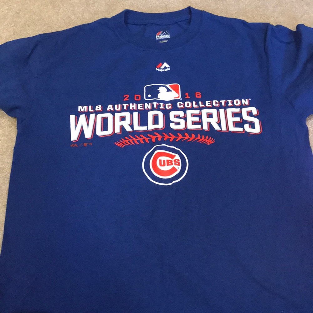Blue Chicago Cubs shirt